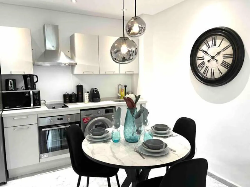 Gauthier Living By Shortstaycasa 1Bed Or 2Beds - The Heart Of Town Casablanca Appartement